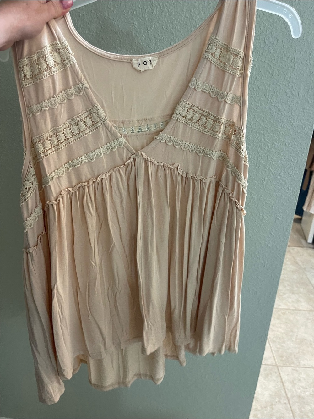 POL Lace-Trim Sleeveless Camisole in Light Blush new